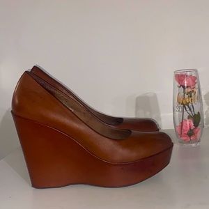 Kork-Ease | Julianna Wedges | Brown leather 5” wedges closed toe | size 9.5